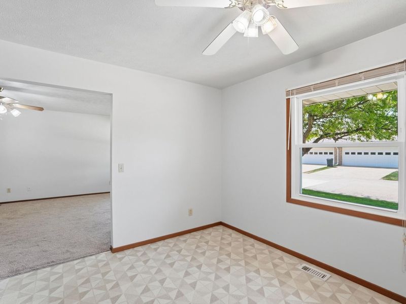 4898 E Brannan Drive, Springfield, OH 45502 Photo 15