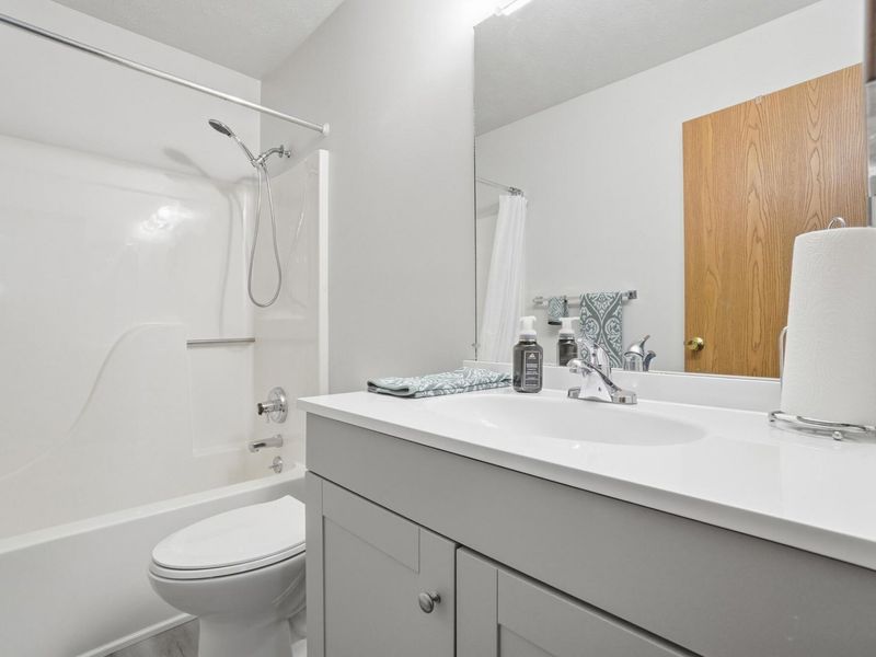 4898 E Brannan Drive, Springfield, OH 45502 Photo 27