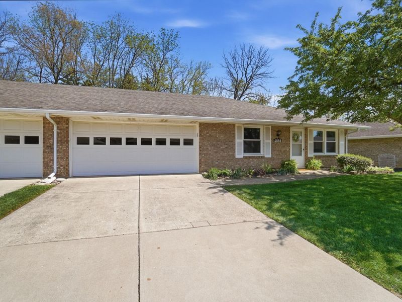 4898 E Brannan Drive, Springfield, OH 45502 Photo 3