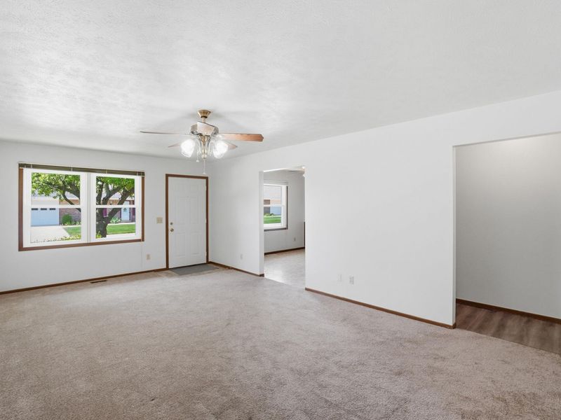 4898 E Brannan Drive, Springfield, OH 45502 Photo 7