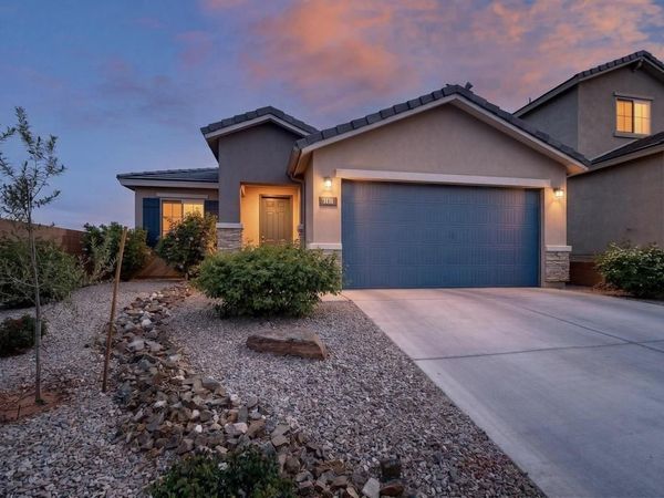 3131 Farragut Street NE, Rio Rancho, NM 87144