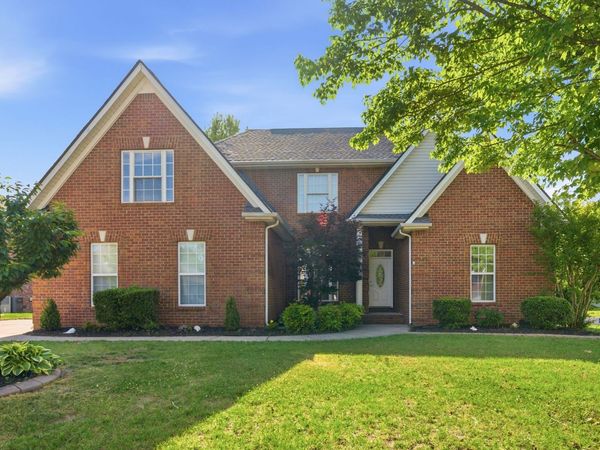 111 Sayre Ln, Murfreesboro, TN 37127