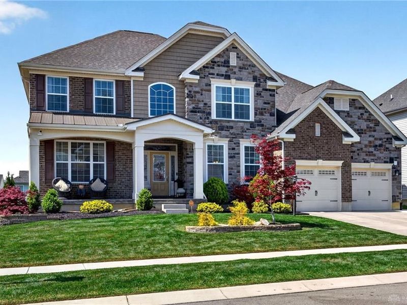 2067 Silver Linden Drive, Tipp City, OH 45371 Photo 3