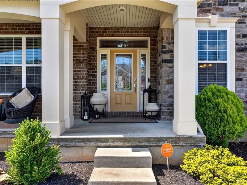 2067 Silver Linden Drive, Tipp City, OH 45371 Photo 5