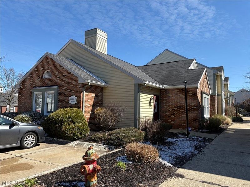 4466 Darrow Road, Unit 11, Stow, OH 44224 Photo 1