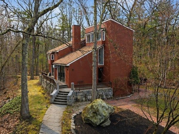 400 Rutland Street, Carlisle, MA 01741