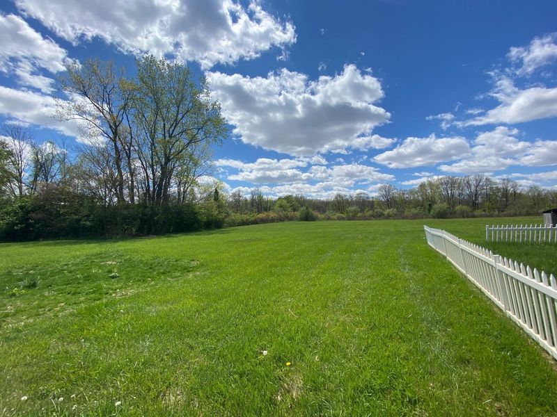 8339 Alkire Road, Grove City, OH 43123 Photo 2