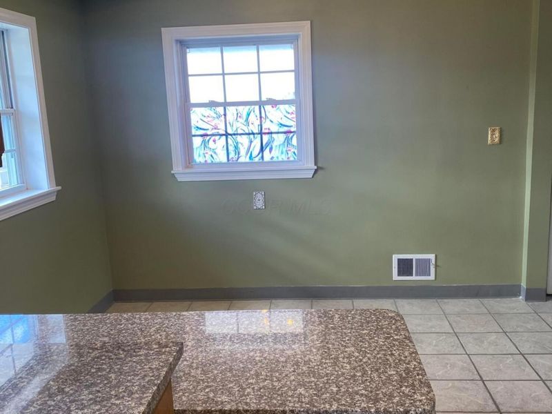 8339 Alkire Road, Grove City, OH 43123 Photo 22