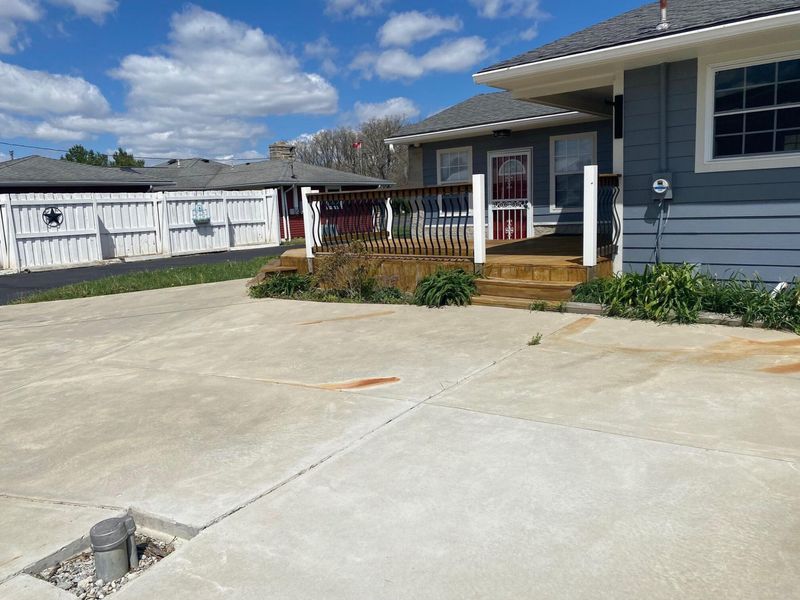 8339 Alkire Road, Grove City, OH 43123 Photo 8