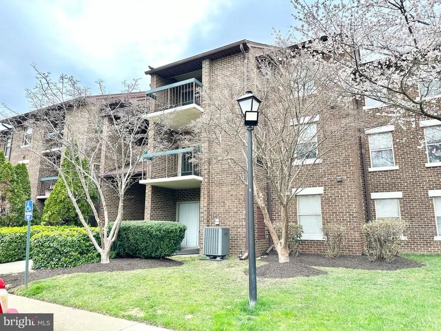 7917 Coriander Drive, Unit 202, Gaithersburg, MD 20879 Main Photo