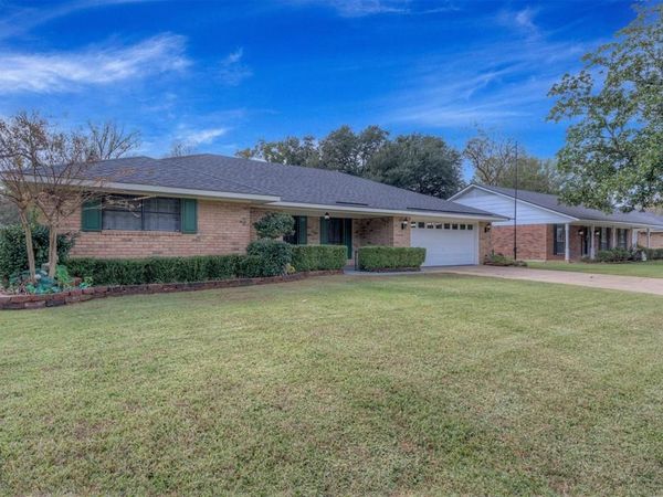 519 Rock Hollow Drive, Shreveport, LA 71115