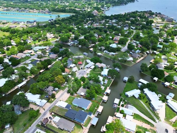 4316 Elmwood Court, Granbury, TX 76049