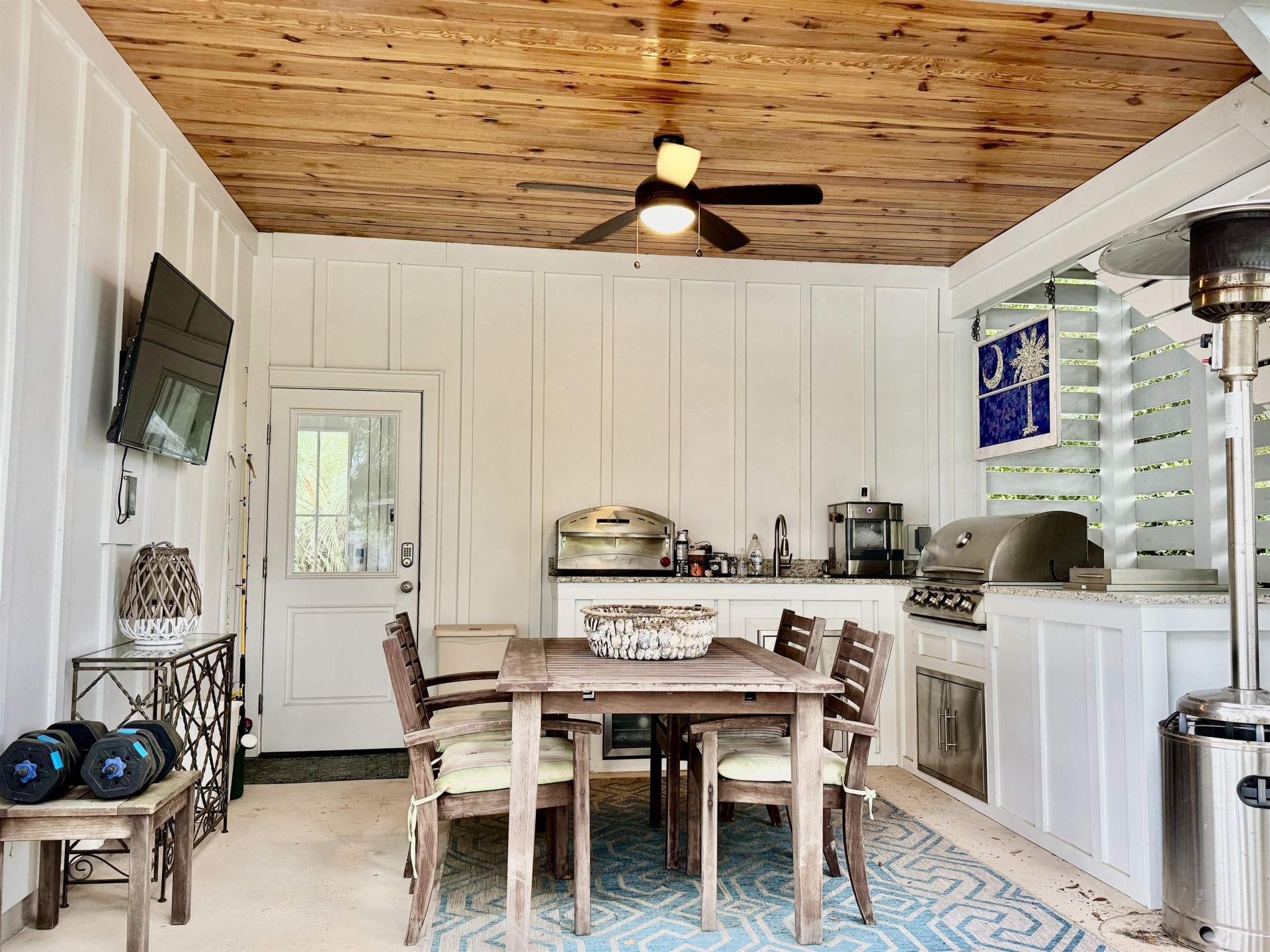 17 Carson Creek Dr.  Photo 5