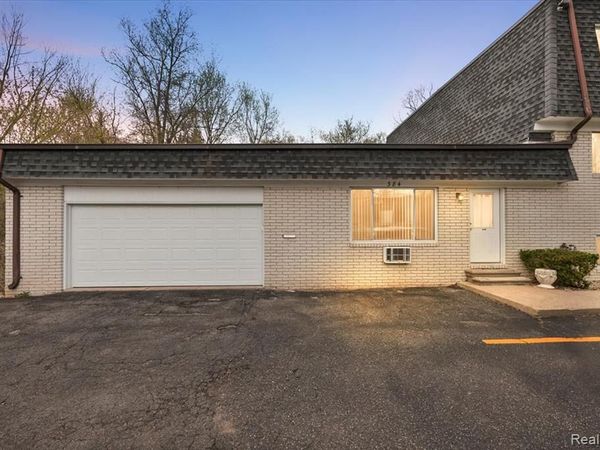 384 Drahner, Oxford Twp, MI 48371
