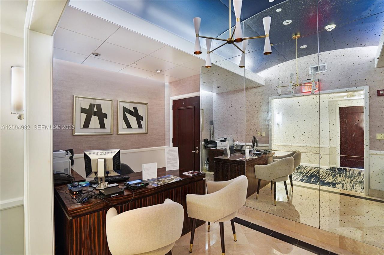 4391 Collins Ave , Unit 709, Miami Beach, FL 33140 Photo