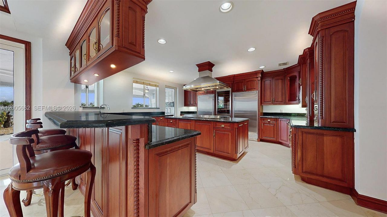 1131 Stillwater Dr, Miami Beach, FL 33141 Photo