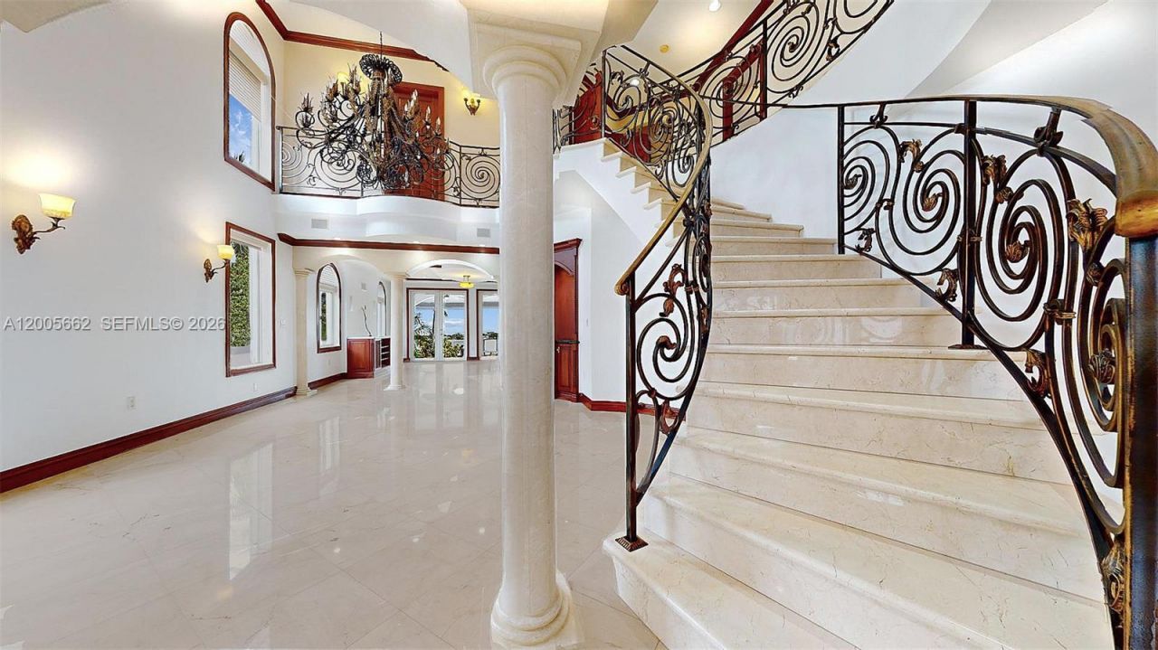 1131 Stillwater Dr, Miami Beach, FL 33141 Photo