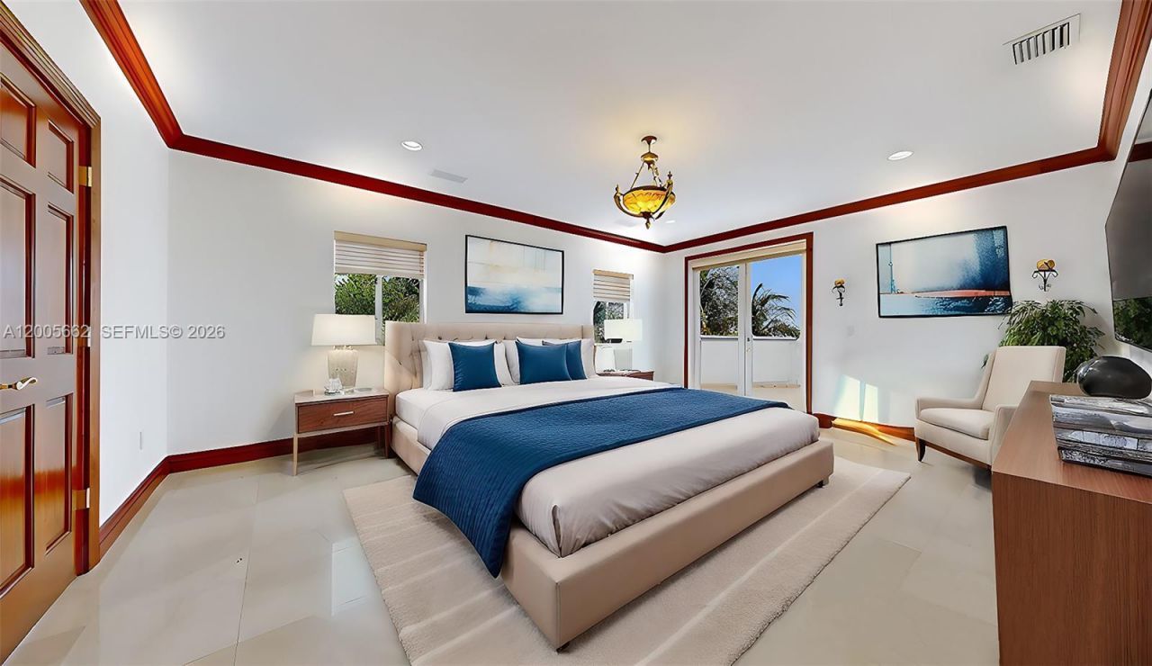 1131 Stillwater Dr, Miami Beach, FL 33141 Photo