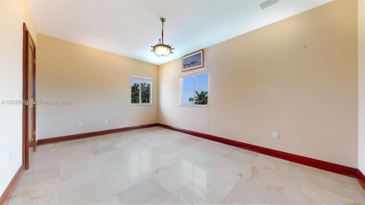 1131 Stillwater Dr, Miami Beach, FL 33141 Photo