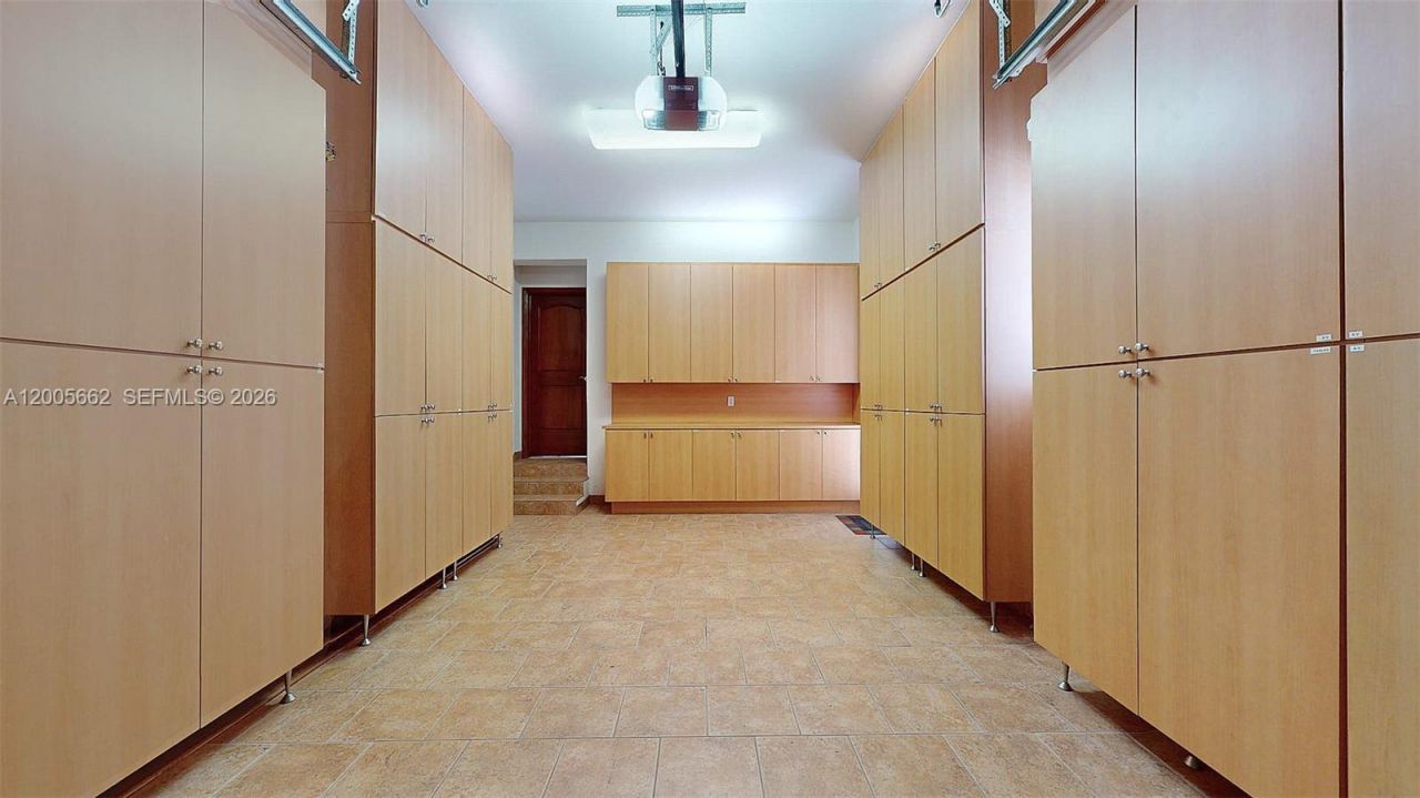 1131 Stillwater Dr, Miami Beach, FL 33141 Photo