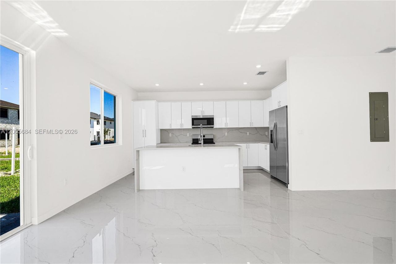 22555 SW 125th Ave , Unit 13A, Miami, FL 33170 Photo