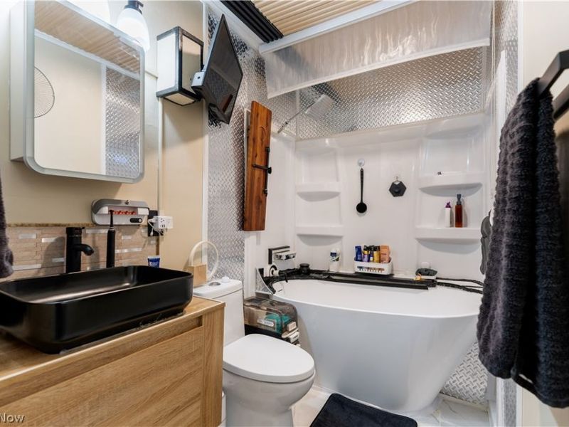 2491 Royal County Down Drive, Unit C, Uniontown, OH 44685 Photo 21