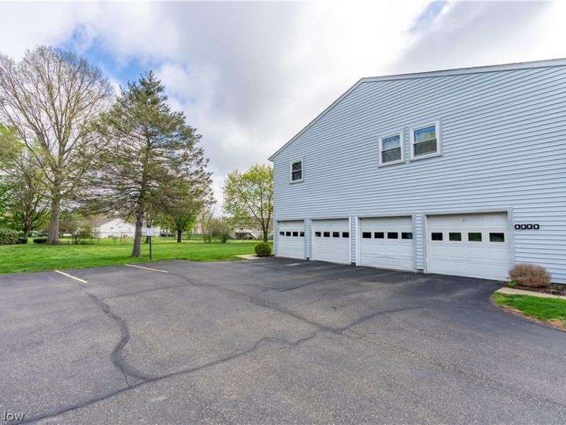 2491 Royal County Down Drive, Unit C, Uniontown, OH 44685 Photo 28