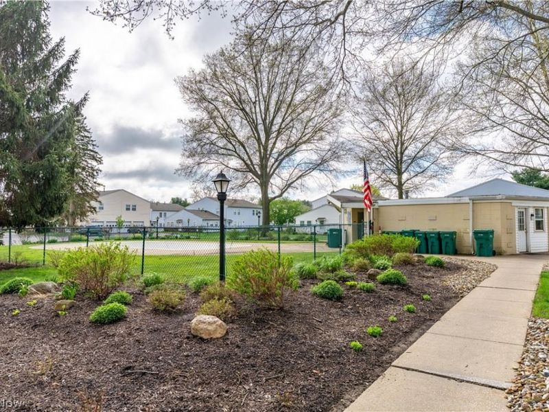 2491 Royal County Down Drive, Unit C, Uniontown, OH 44685 Photo 30