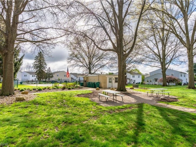 2491 Royal County Down Drive, Unit C, Uniontown, OH 44685 Photo 33