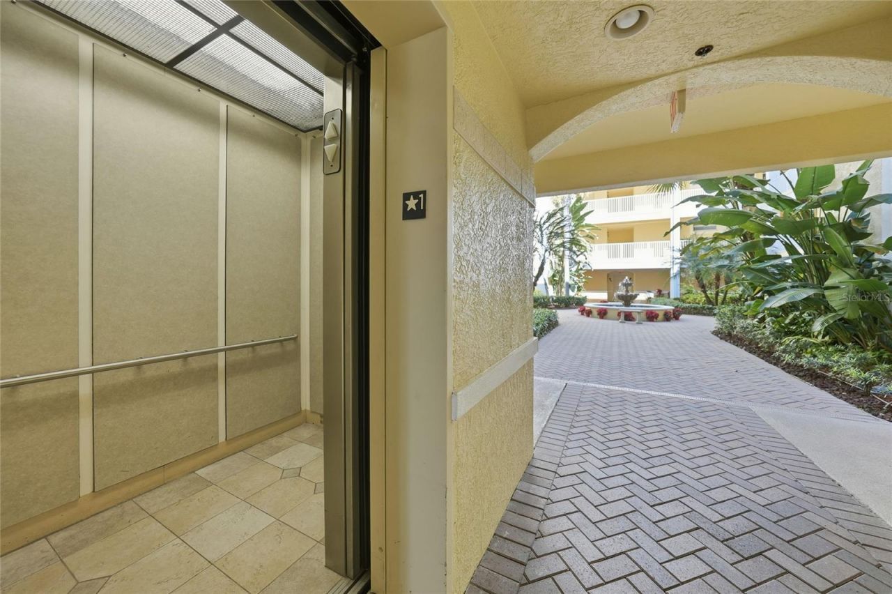 255 W End Drive, Unit 1302, Punta Gorda, FL 33950 Photo