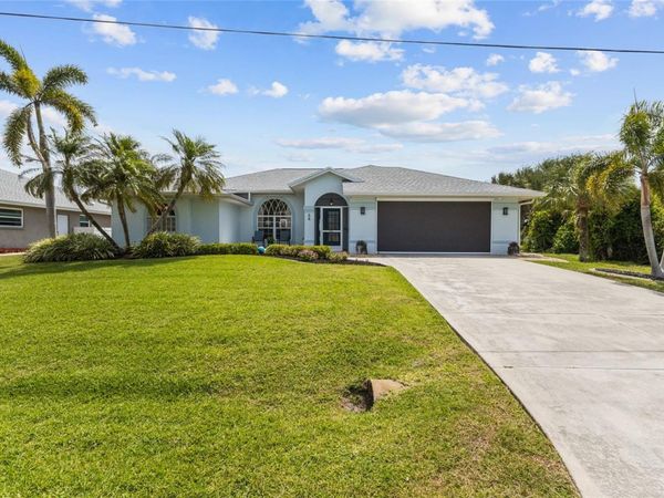 64 BUNKER COURT , ROTONDA WEST, FL 33947