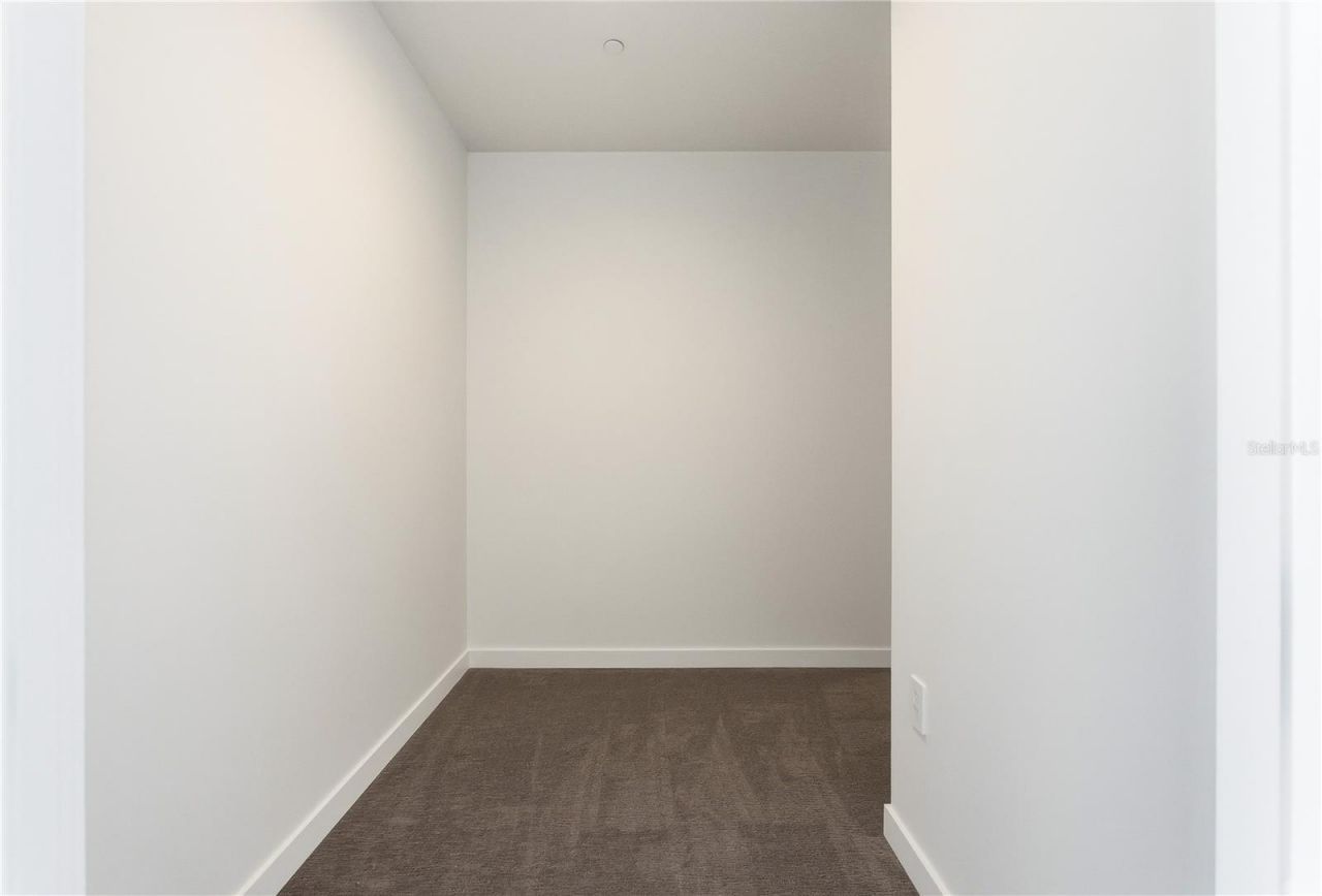 400 Central Ave, Unit 3506, Saint Petersburg, FL 33701 Photo