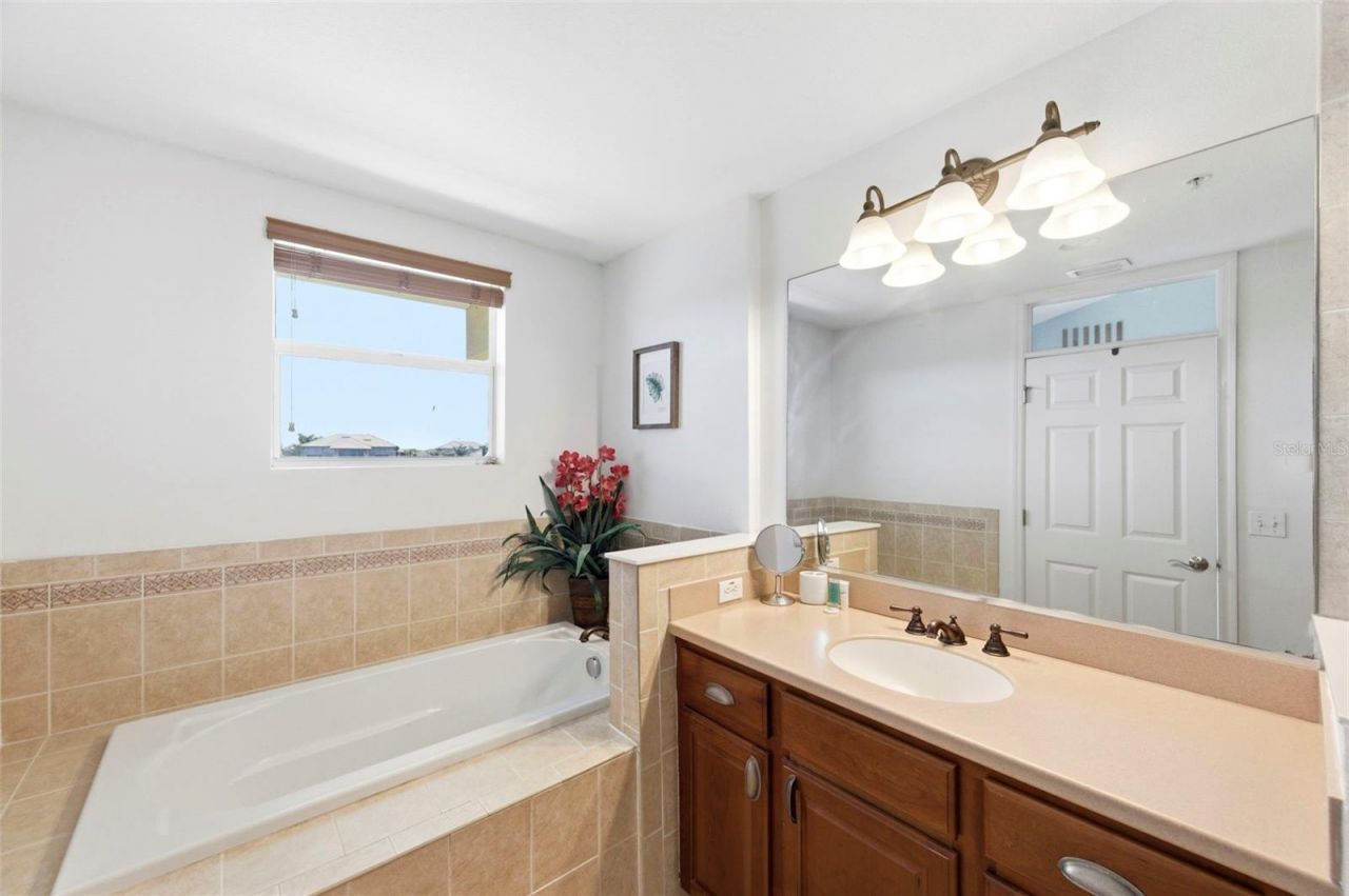 601 Bahia Beach Boulevard, Ruskin, FL 33570 Photo