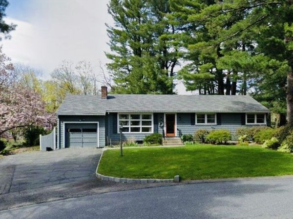 41 Peck Ave, Wayland, MA 01778