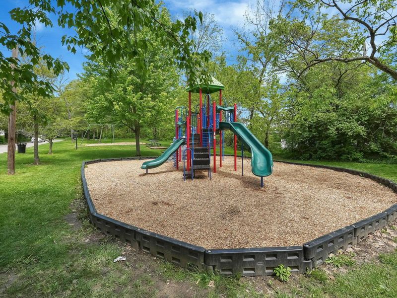 4945 Farview Road, Columbus, OH 43231 Photo 40