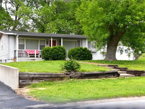 8000 Riverview Avenue, Kansas City, KS 66112