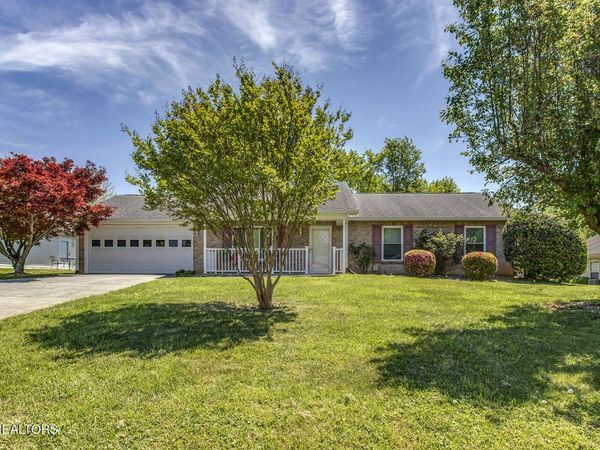 2630 Druid Hill Drive, Maryville, TN 37804