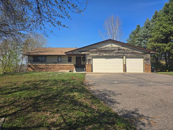 1325 Karth Lake Circle, Arden Hills, MN 55112