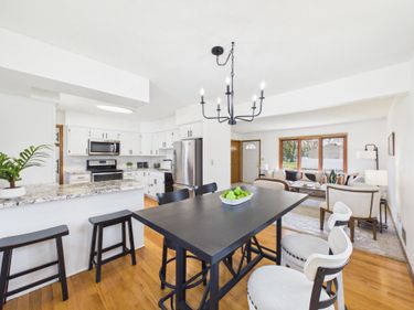 9952 95th Avenue N, Maple Grove, MN 55369