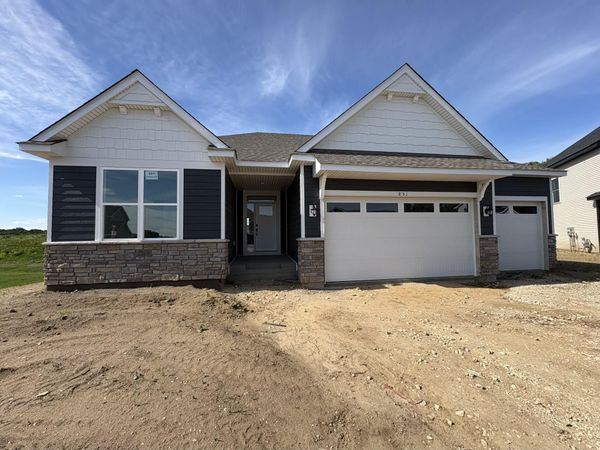 851 Londonderry Lane NW, Rochester, MN 55901