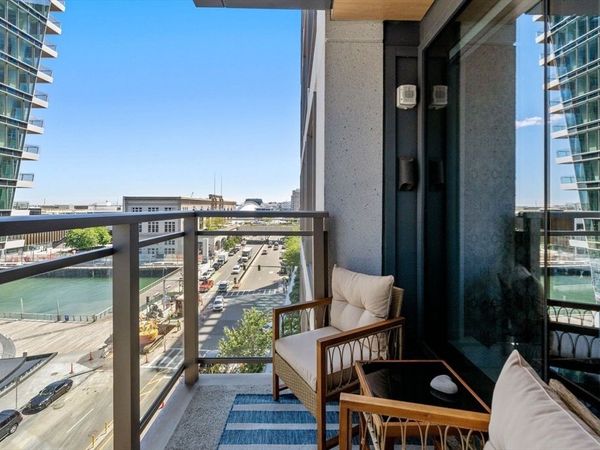 133 Seaport Boulevard, Unit 716, Boston, MA 02210