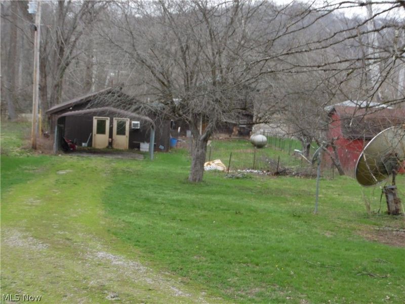954 Luke Chute Road, Waterford, OH 45786 Photo 3