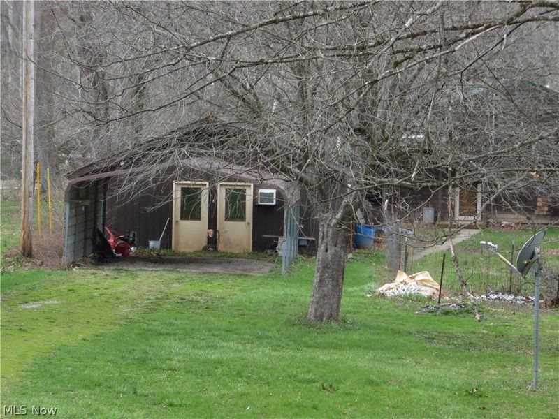 954 Luke Chute Road, Waterford, OH 45786 Photo 5