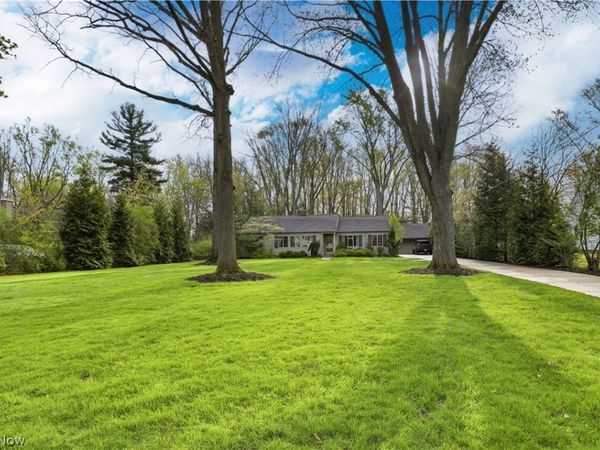 4499 Dover Center Road , North Olmsted, OH 44070