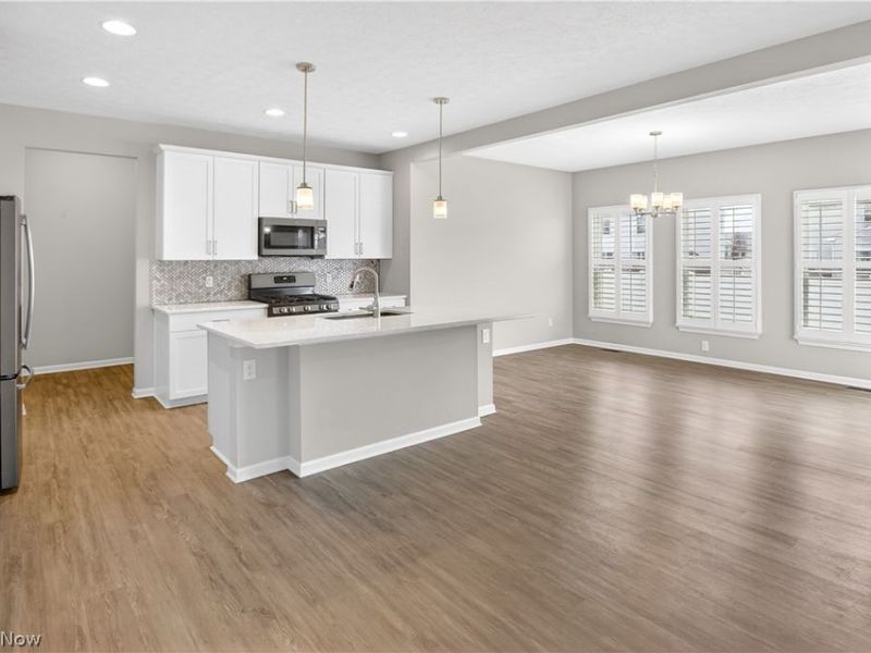 37111 Golden Eagle Drive , North Ridgeville, OH 44039 Photo 8