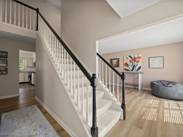 945 Red Tailed Lane , Amherst, OH 44001