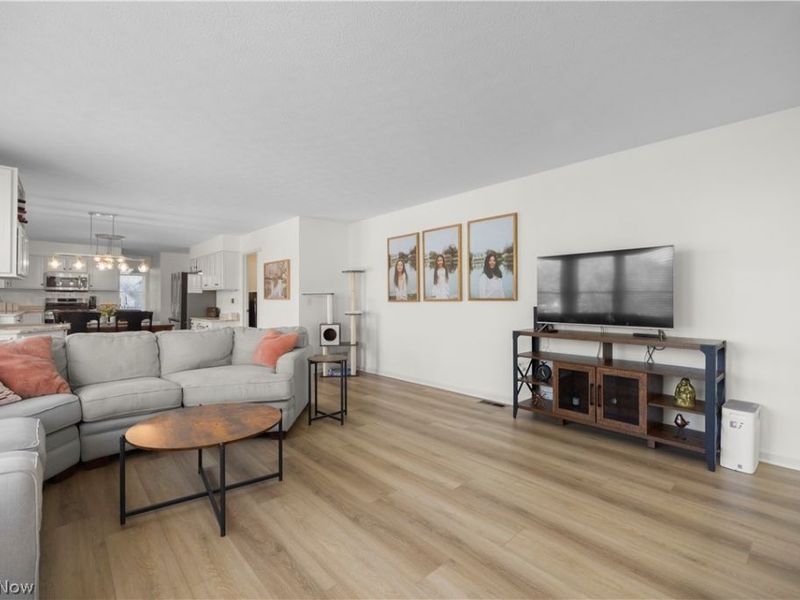 945 Red Tailed Lane, Amherst, OH 44001 Photo 22