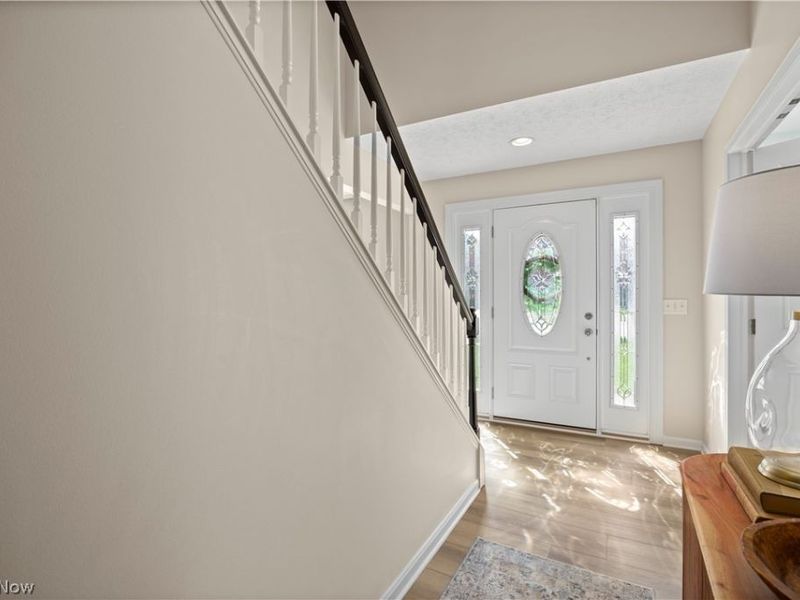 945 Red Tailed Lane, Amherst, OH 44001 Photo 3