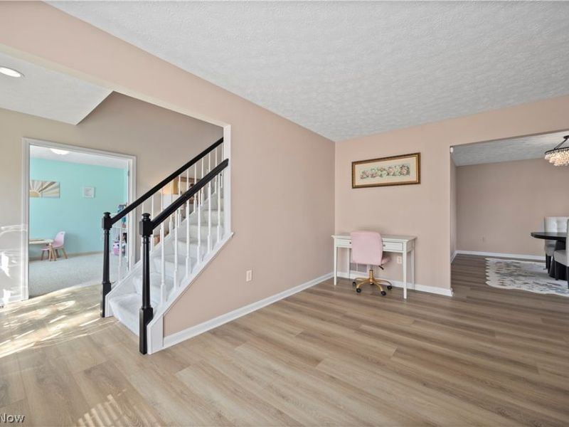 945 Red Tailed Lane, Amherst, OH 44001 Photo 7