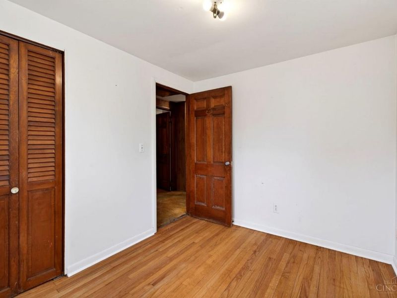 96 Chickasaw Drive, Hamilton, OH 45013 Photo 11